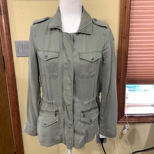 Like new MAX jeans XS jacket light sage green